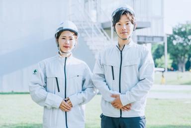 建設現場で働く若手社員